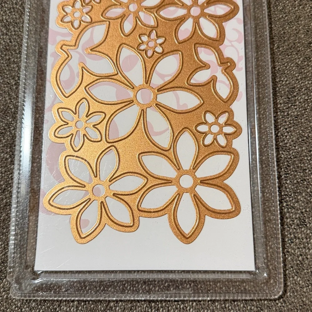 Spellbinders Shapeabilities Sun Kissed Flower HDC 734 NWT